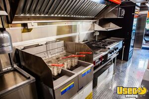 2010 Mt45 All-purpose Food Truck Prep Station Cooler Texas Diesel Engine for Sale