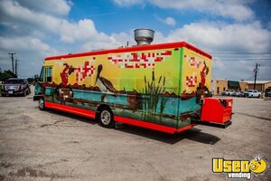 2010 Mt45 All-purpose Food Truck Stainless Steel Wall Covers Texas Diesel Engine for Sale