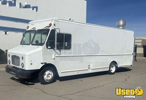 2010 Freightlinerr MT45 All-Purpose Food Truck Mobile Food Unit for Sale in Texas!