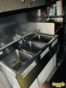 2010 Mt45 Step Van Kitchen Food Truck All-purpose Food Truck Stovetop Ohio Diesel Engine for Sale