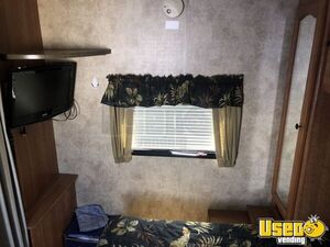 2010 Passport Ultra Lite Rv Trailer Other Mobile Business Electrical Outlets California for Sale