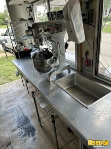 2010 S-16 Kitchen Food Trailer Shore Power Cord Texas for Sale