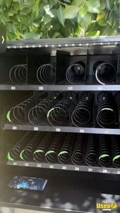 2010 Seaga Vending Combo 3 California for Sale