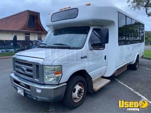 2010 Shuttle Bus Hawaii Gas Engine for Sale