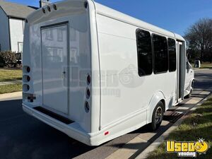 2010 Shuttle Bus Shuttle Bus 4 Ohio Gas Engine for Sale