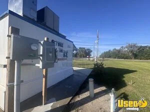 2010 The Hut Twice The Ice Vending Machine 10 Louisiana for Sale
