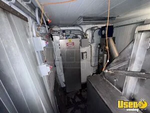 2010 The Hut Twice The Ice Vending Machine 25 Louisiana for Sale