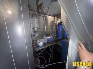 2010 The Hut Twice The Ice Vending Machine 28 Louisiana for Sale