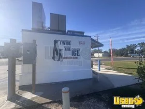 2010 The Hut Twice The Ice Vending Machine 9 Louisiana for Sale