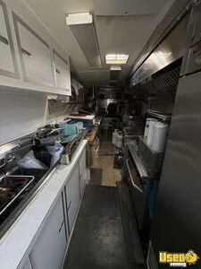 2010 Utility Trailer Kitchen Food Trailer Cabinets Washington for Sale