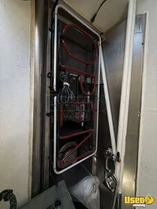 2010 Utility Trailer Kitchen Food Trailer Refrigerator Washington for Sale
