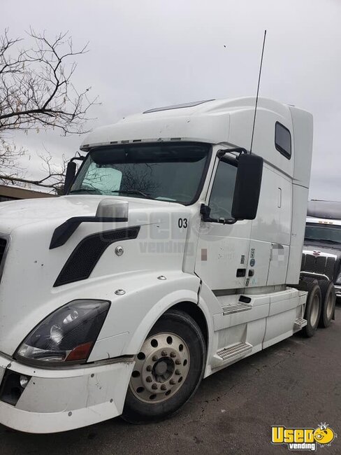 2010 Vn Volvo Semi Truck California for Sale