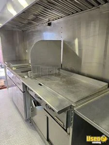 2010 W62 All-purpose Food Truck Deep Freezer New York Diesel Engine for Sale
