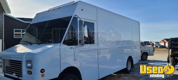 2010 W62 Stepvan North Dakota Gas Engine for Sale