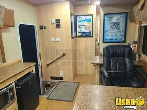 2010 Winnebago Mobile Clinic Interior Lighting Illinois Diesel Engine for Sale