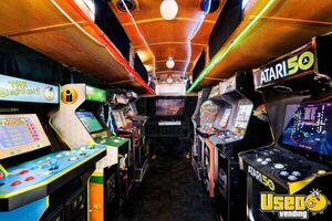 2010 Xb Party / Gaming Trailer Generator Texas Diesel Engine for Sale