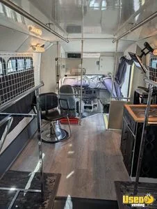 2011 20' Econo Line E450 Super Mobile Boutique 11 Indiana Gas Engine for Sale
