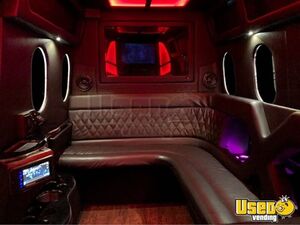 2011 2500 Party Bus Electrical Outlets Florida Diesel Engine for Sale