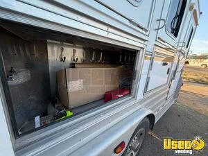 2011 3-horse Lq Trailers 3-horse Lq Trailer Kitchen Sinks Texas for Sale