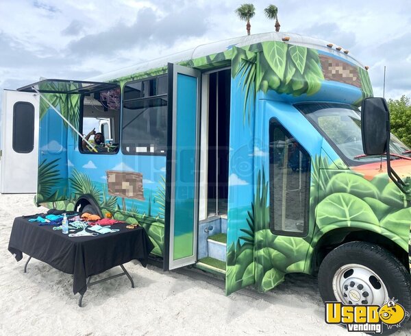 2011 3500 Express Mobile Beachwear Boutique Truck Mobile Boutique Florida Gas Engine for Sale