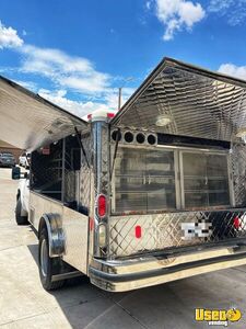 2011 3500 Lunch Serving Food Truck Insulated Walls Texas Gas Engine for Sale
