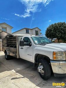 2011 3500 Lunch Serving Food Truck Texas Gas Engine for Sale