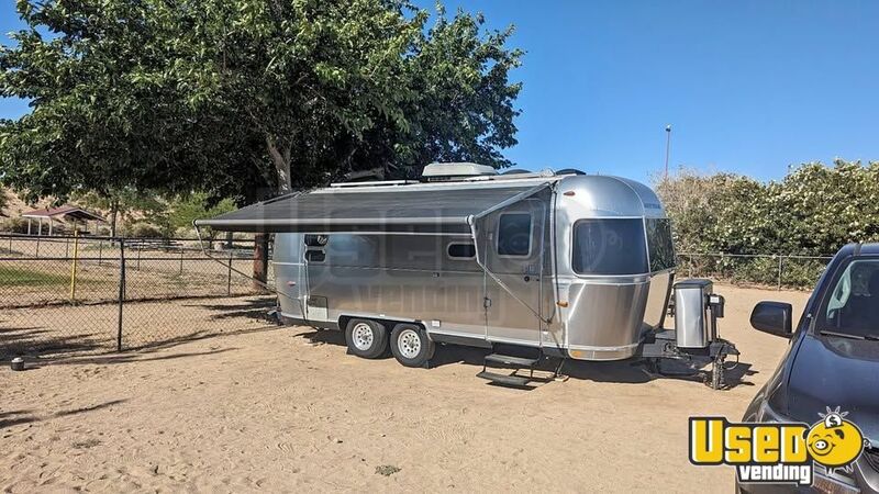 2011 Airstream California for Sale