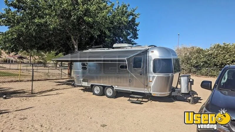 2011 Airstream California for Sale