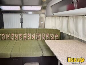 2011 Airstream Shower California for Sale
