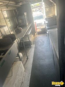 2011 All Purpose Food Truck All-purpose Food Truck Refrigerator Pennsylvania Diesel Engine for Sale