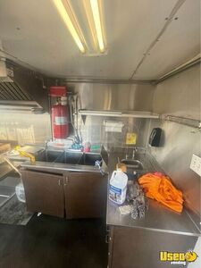 2011 Barbecue Concession Trailer Barbecue Food Trailer Fryer Tennessee for Sale