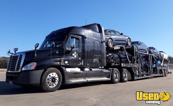 2011 Cascadia Freightliner Semi Truck California for Sale