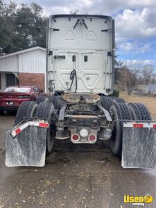 2011 Cascadia Freightliner Semi Truck Microwave Louisiana for Sale