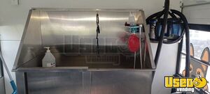 2011 Collins Pet Grooming Truck Pet Care / Veterinary Truck Breaker Panel Ohio Diesel Engine for Sale