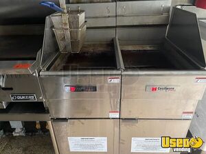 2011 E-350 All-purpose Food Truck Prep Station Cooler Florida Gas Engine for Sale