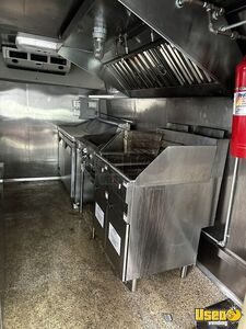 2011 E-350 All-purpose Food Truck Stainless Steel Wall Covers Florida Gas Engine for Sale