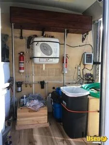2011 E-450 Pet Care / Veterinary Truck Insulated Walls Florida Gas Engine for Sale