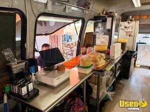 2011 E-450 Super Duty All-purpose Food Truck Deep Freezer Hawaii Gas Engine for Sale