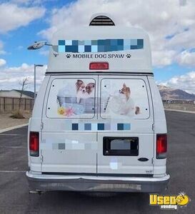2011 E350 Mobile Pet Grooming Truck Pet Care / Veterinary Truck Cabinets Nevada Gas Engine for Sale