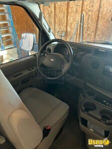 2011 E350 Pet Care / Veterinary Truck Fresh Water Tank Ohio Gas Engine for Sale