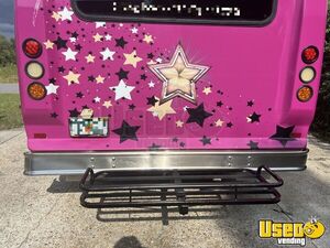 2011 E450 Mobile Hair & Nail Salon Truck Breaker Panel Florida Gas Engine for Sale