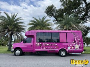 2011 E450 Mobile Hair & Nail Salon Truck Florida Gas Engine for Sale