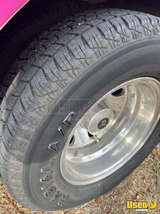 2011 E450 Mobile Hair & Nail Salon Truck Gray Water Tank Florida Gas Engine for Sale