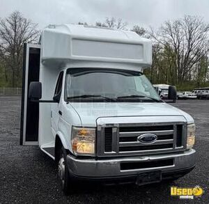 2011 E450 Pet Care / Veterinary Truck Cabinets New York Gas Engine for Sale