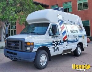 2011 Econoline Pet Care / Veterinary Truck Air Conditioning California Gas Engine for Sale