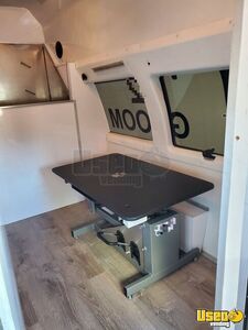 2011 Econoline Pet Care / Veterinary Truck Cabinets California Gas Engine for Sale