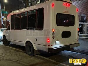 2011 Econoline Shuttle Bus Shuttle Bus 8 New York Gas Engine for Sale