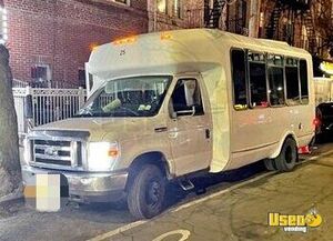 2011 Econoline Shuttle Bus Shuttle Bus Interior Lighting New York Gas Engine for Sale