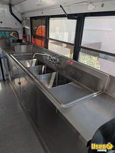 2011 Express 4500 Ice Cream Truck Interior Lighting California Gas Engine for Sale