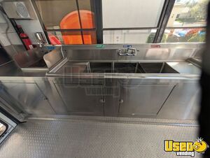 2011 Express 4500 Ice Cream Truck Work Table California Gas Engine for Sale